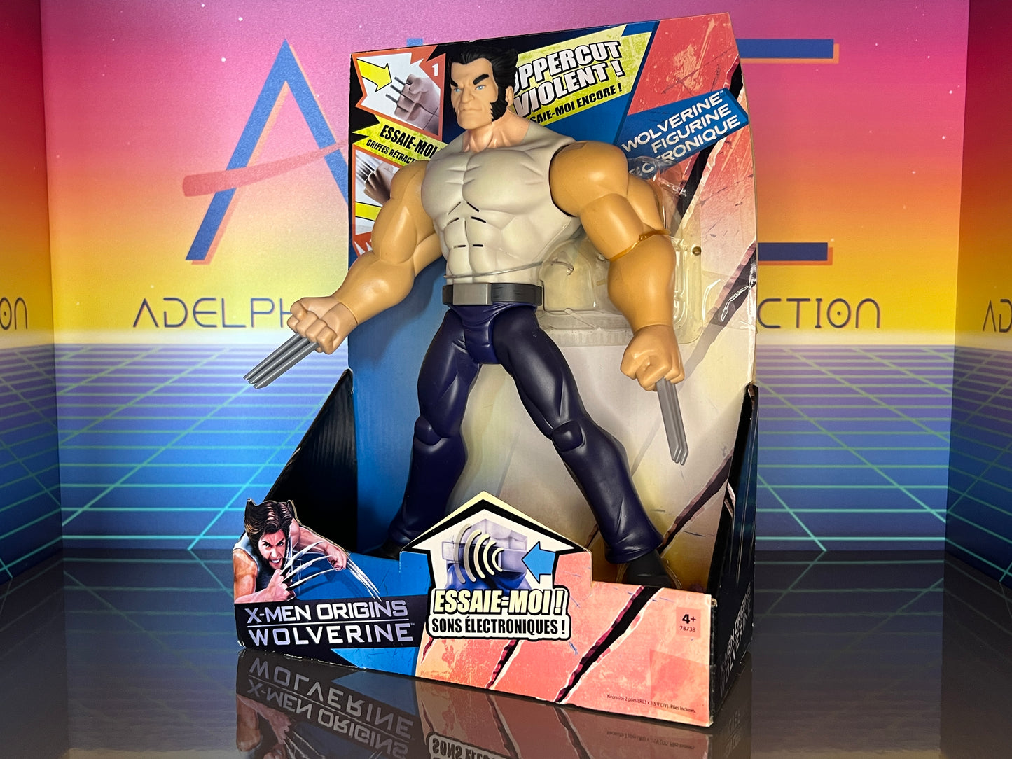 Figurine WOLVERINE 27cm HASBRO avec boîte